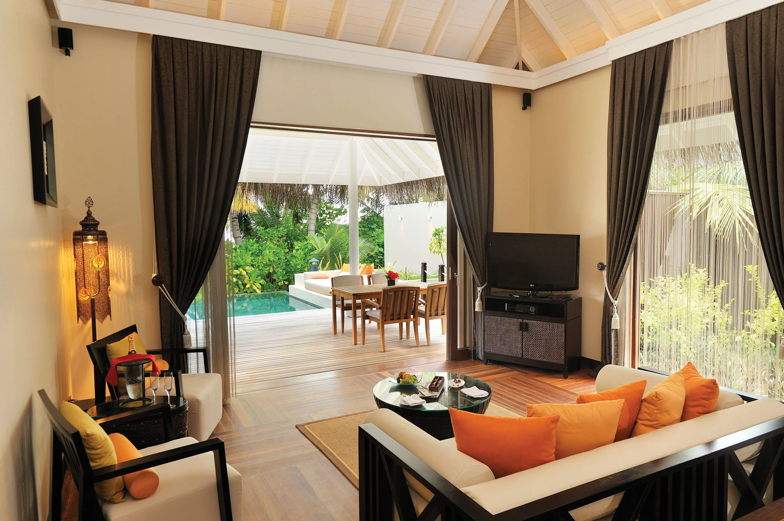 Sunset Beach Suite with Pool · One bedroom · west-facing beach